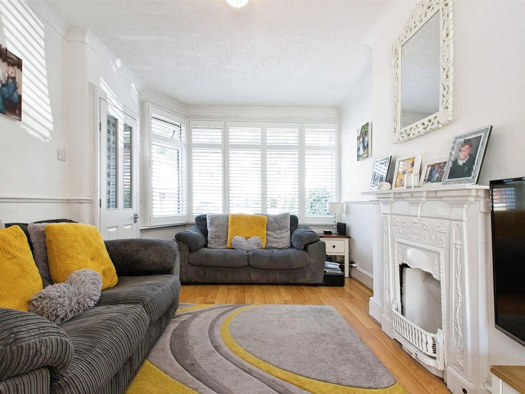 2 bed property for sale in Oaklands Avenue, Sidcup DA15 Zoopla