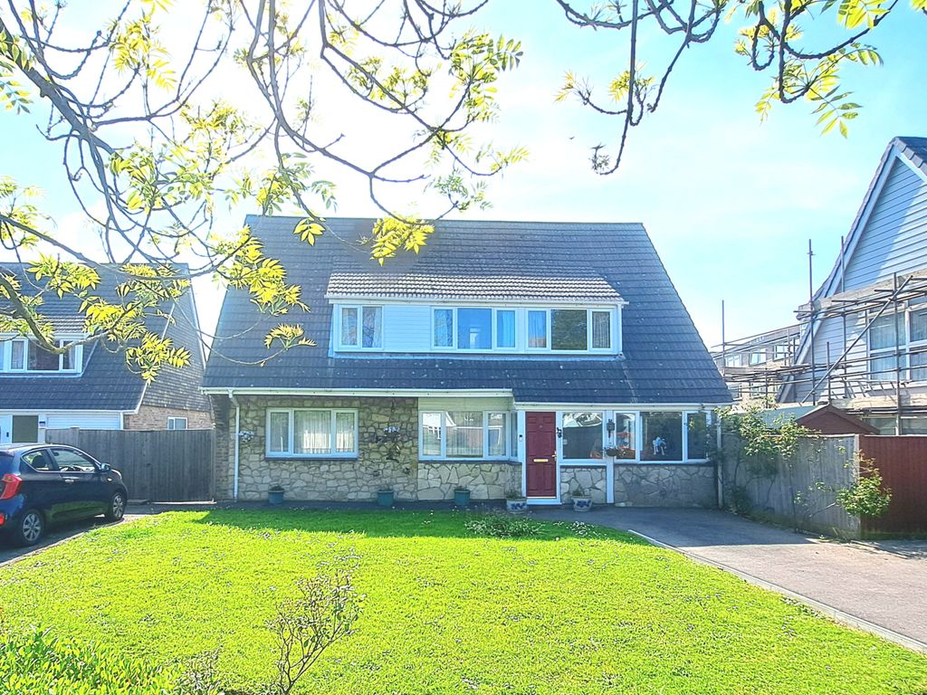 4 bed detached house for sale in Gomer Lane, Gosport PO12, £475,000 Zoopla