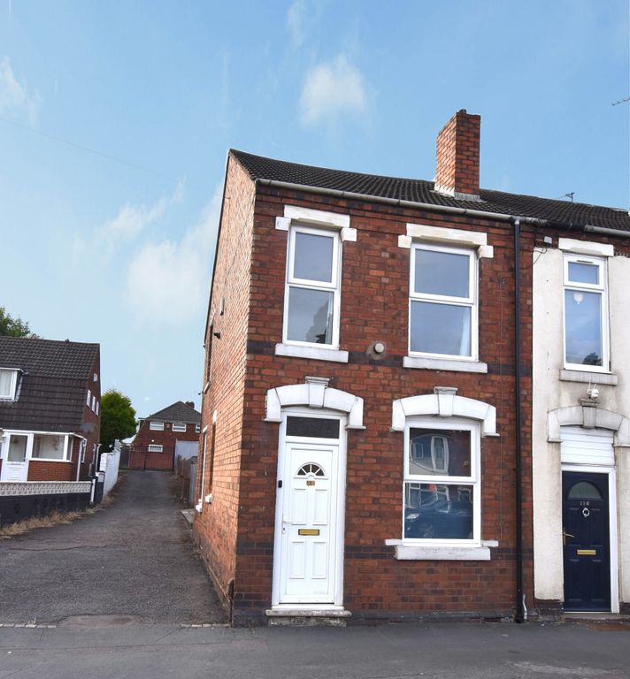 3 bed end terrace house for sale in Stourbridge Road, Dudley, West
