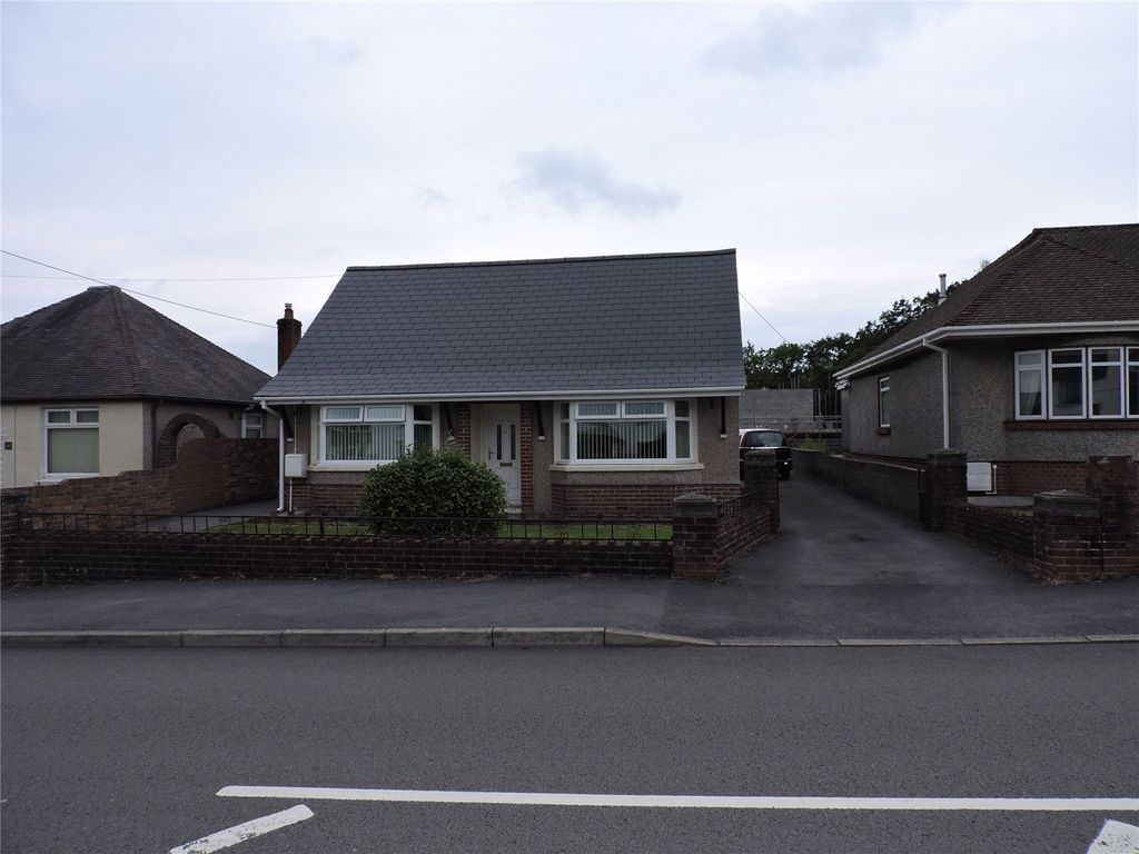 2 bed bungalow for sale in Wernddu Road, Ammanford, Carmarthenshire