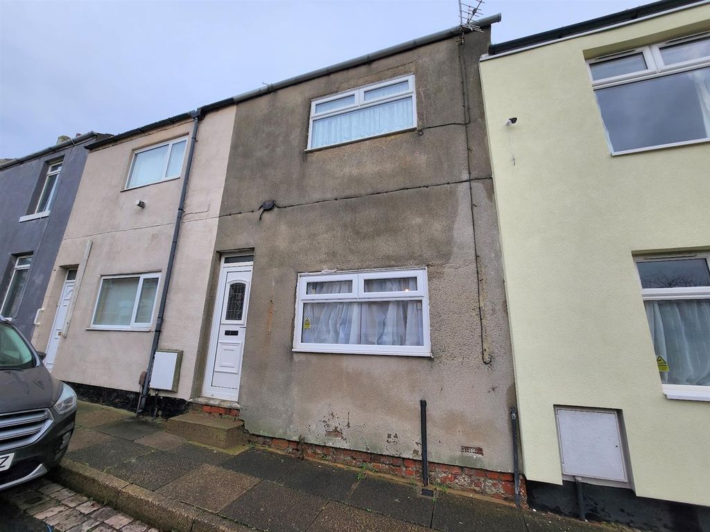2 bed terraced house to rent in Day Street, Brotton, SaltburnByThe