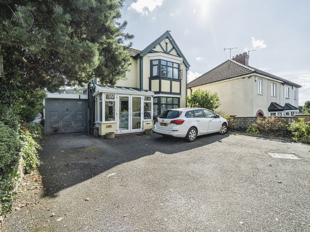 3 bed detached house for sale in Goldthorn Hill, Wolverhampton WV2, £