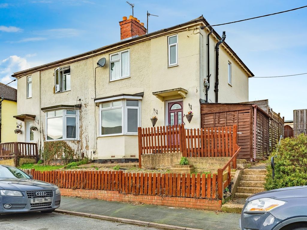 3 bed semidetached house for sale in Allen Road, Irthlingborough