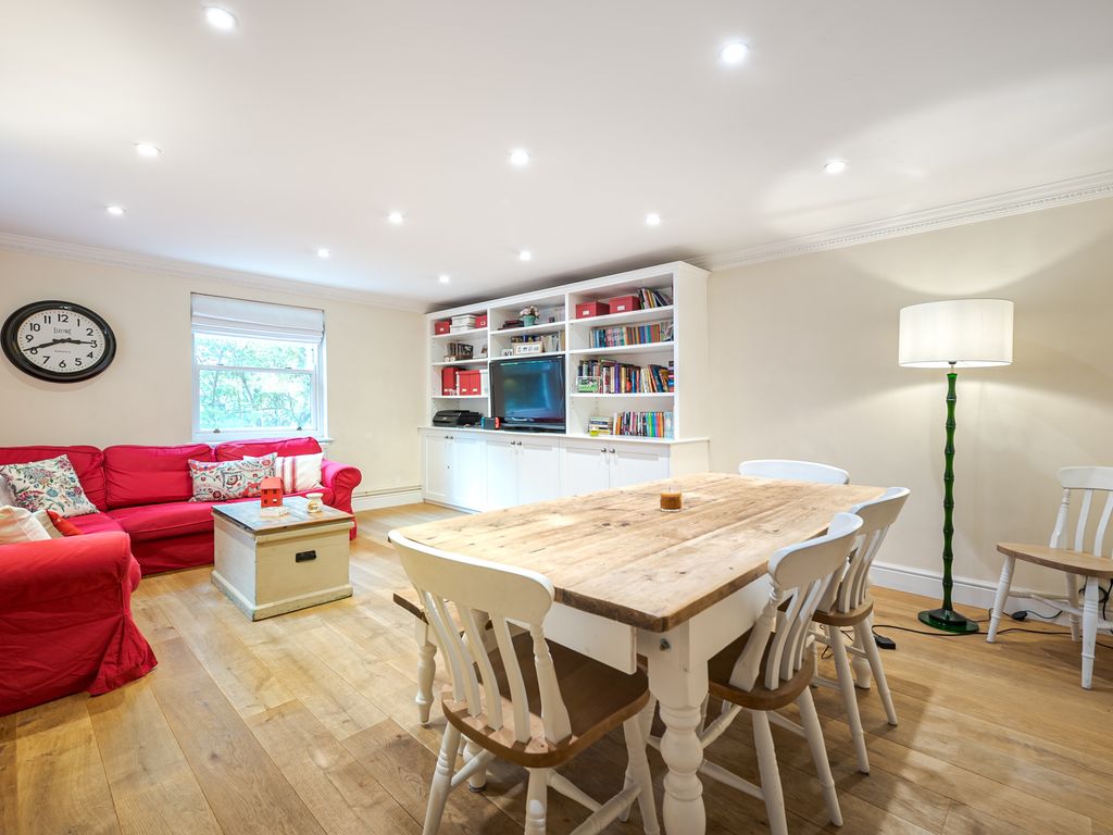 Knaresborough Place, Earl's Court, London SW5