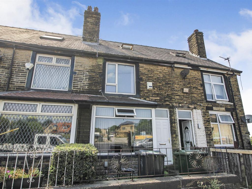 4 bed terraced house for sale in Idle Road, Five Lane Ends, Bradford