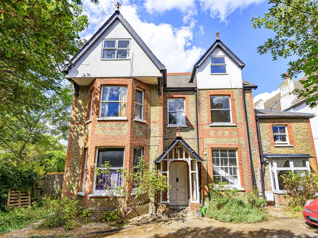 3 bed flat for sale in Sheen Road, Richmond TW10 Zoopla