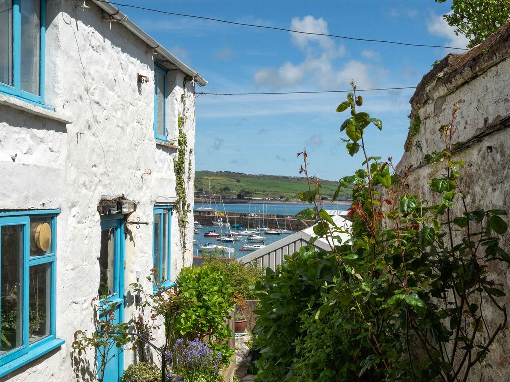 2 bed semidetached house for sale in Chapel Street, Penzance TR18, £
