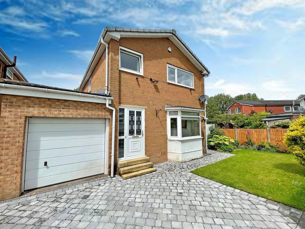 4 bed detached house for sale in Harrier Way, Preston, Lancashire PR2, £350,000 Zoopla