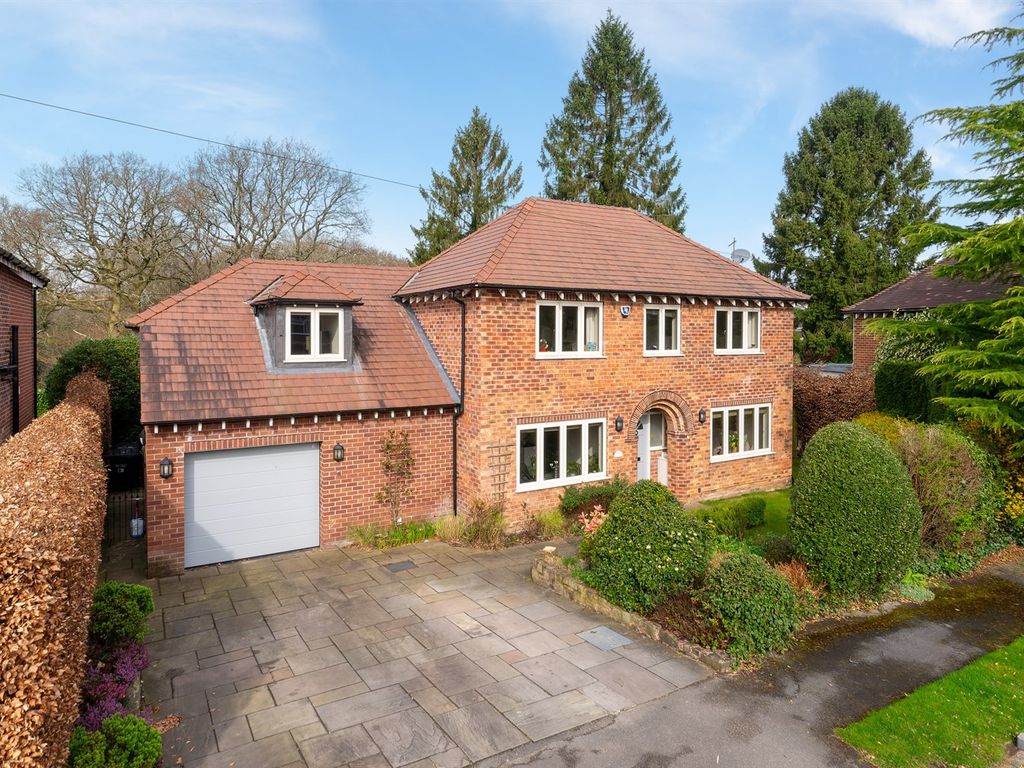 4 bed detached house for sale in Vale Road, Wilmslow SK9, £1,195,000