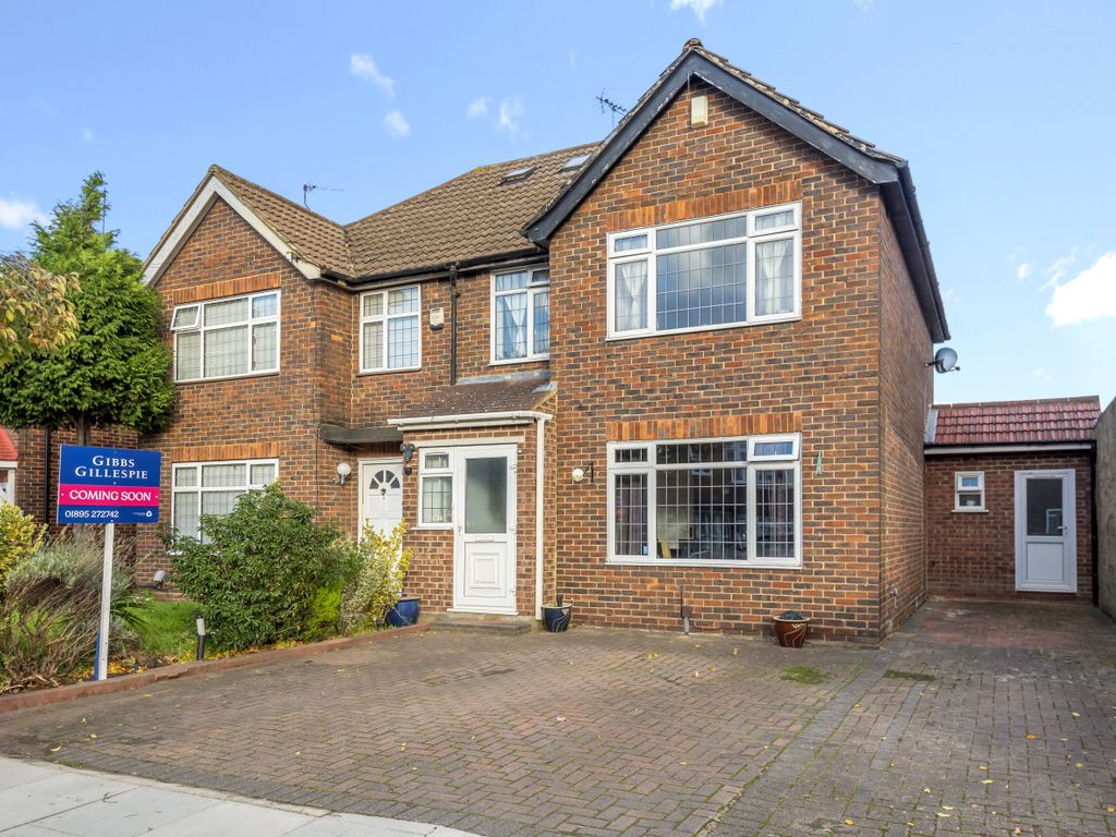 4 bed semidetached house for sale in Park Lane, Hayes, Middlesex UB4