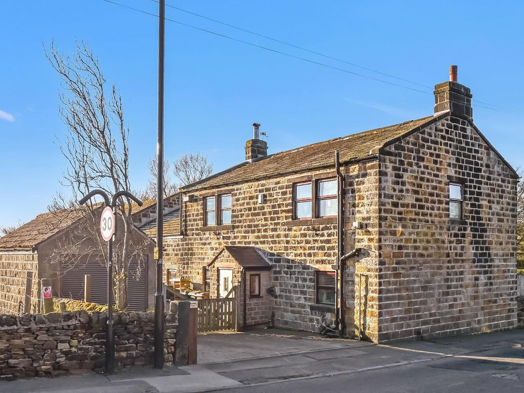 3 bed property for sale in Damfield Farm Cemetery Road, Yeadon, Leeds