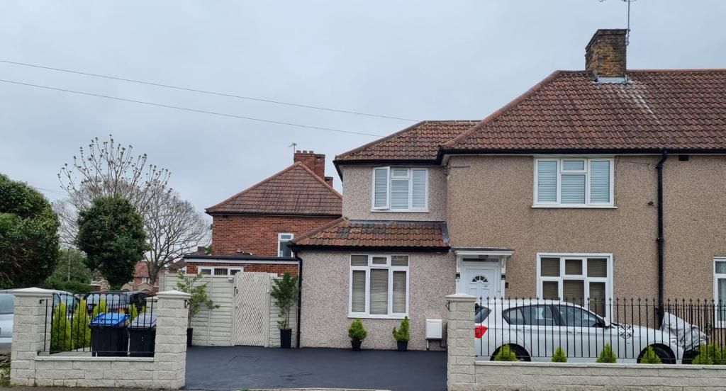 4 bed end terrace house for sale in Bordesley Road, Morden SM4 Zoopla