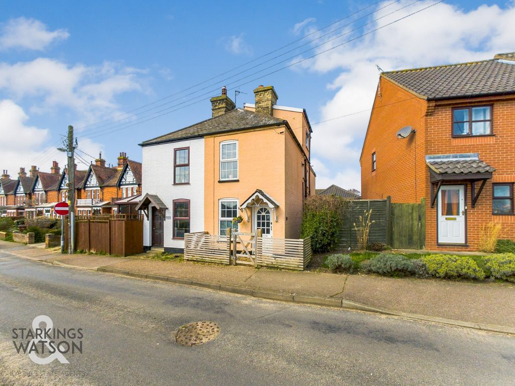2 bed semidetached house for sale in Station Road, Harleston IP20 Zoopla