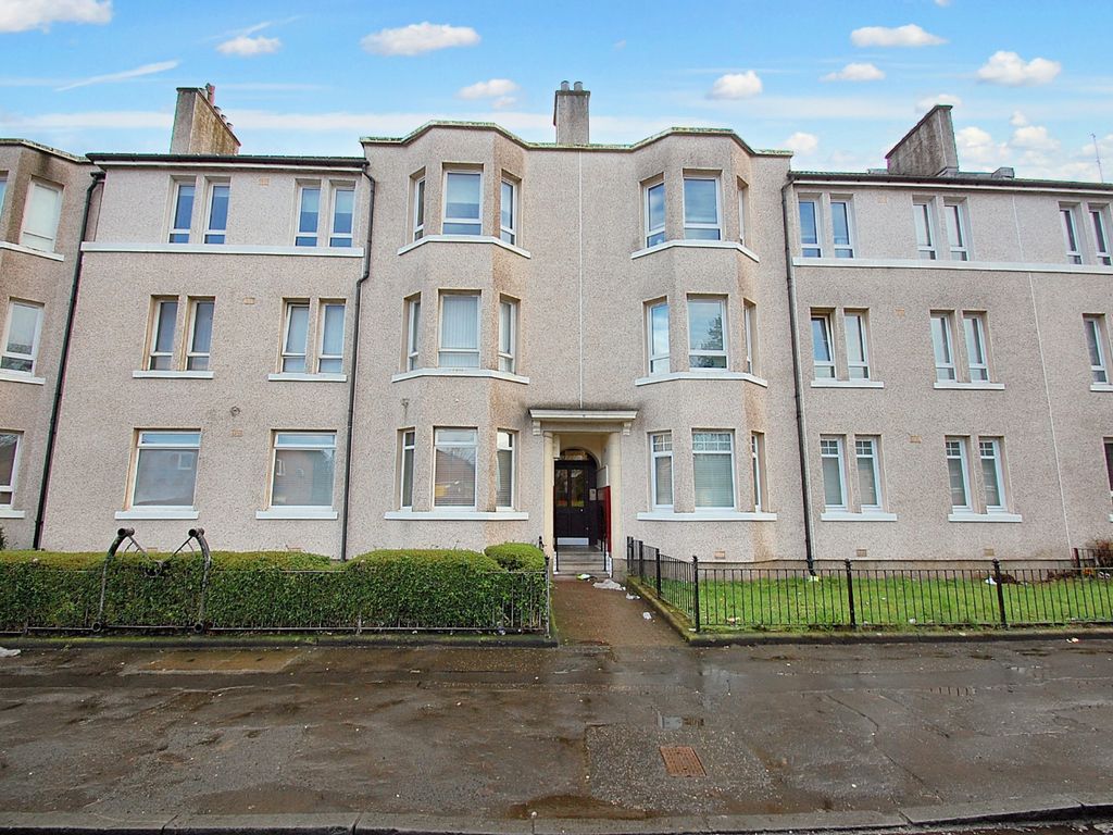 3 bed flat for sale in 2/2 17 Summertown Road, Govan, Glasgow G51, £