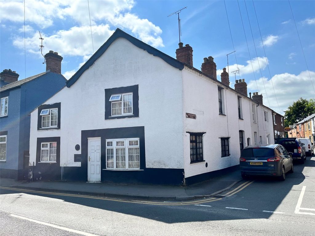 4 bed terraced house for sale in High Street, Long Buckby