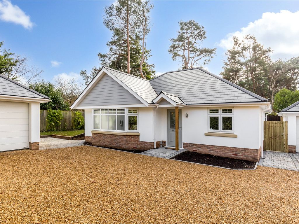 New home, 3 bed bungalow for sale in Bushmead Drive, Ashley Heath, Ringwood BH24, £575,000 Zoopla