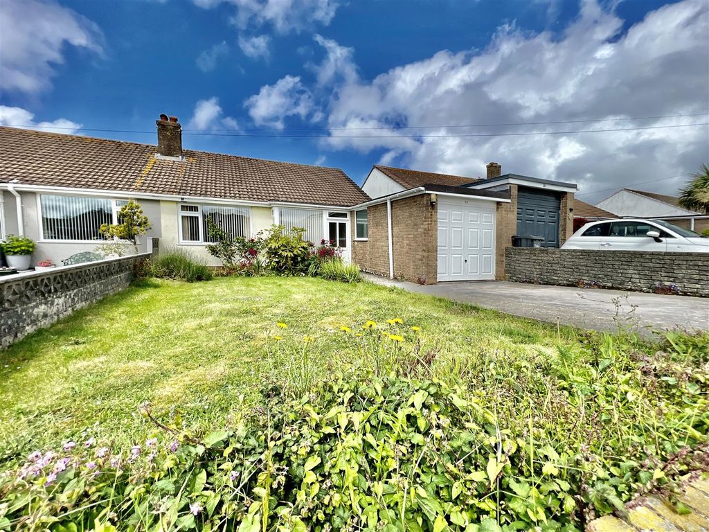 2 bed semidetached bungalow for sale in Copythorne Park, Brixham TQ5