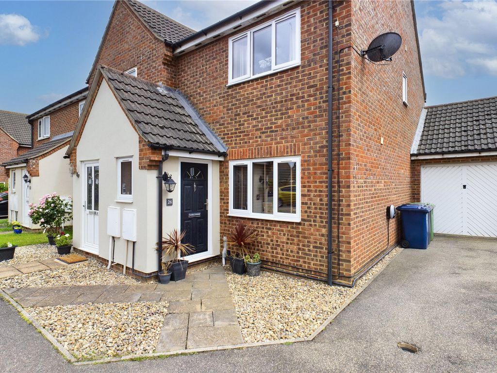 3 bed semidetached house for sale in Orchard Close, Warboys