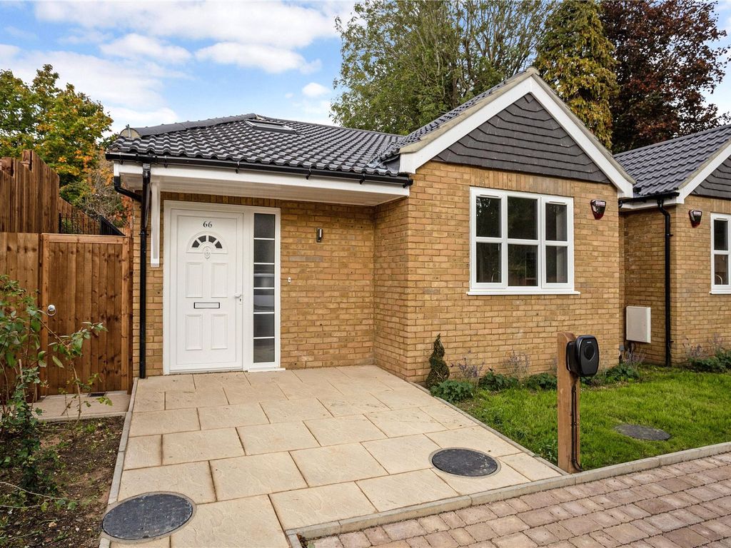 New home, 3 bed semidetached house for sale in Knoll Crescent, Northwood, Middlesex HA6, £