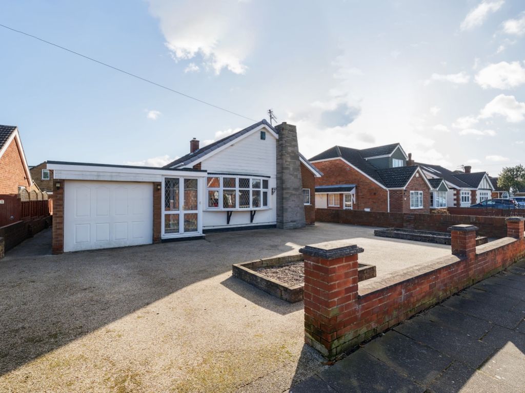 3 bed detached bungalow for sale in Aldrich Road, Cleethorpes