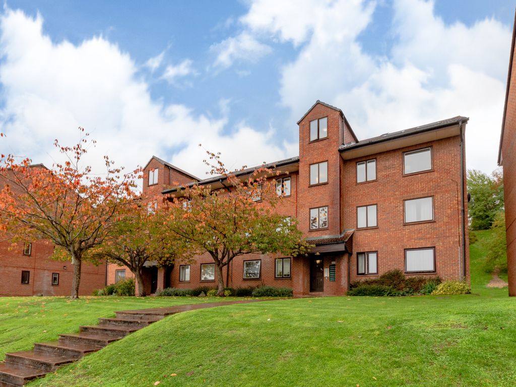 Studio for sale in Tippett Rise, Reading, Berkshire RG2 Zoopla