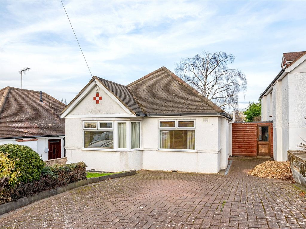 3 bed bungalow for sale in King Edward Road, EN5 Zoopla