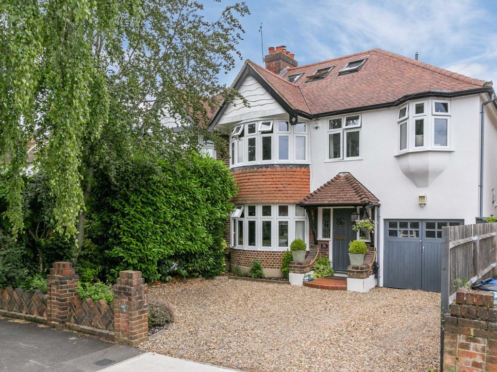 5 bed semidetached house for sale in Pine Gardens, Berrylands