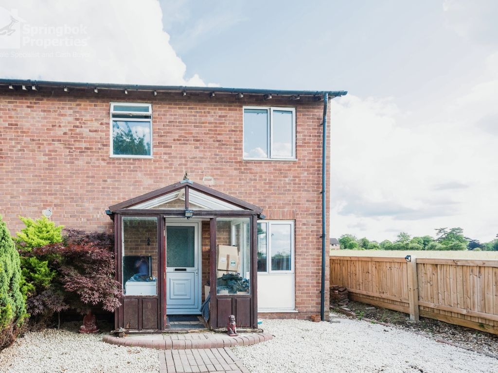 2 bed terraced house for sale in Hiskins, Wantage, Oxfordshire OX12
