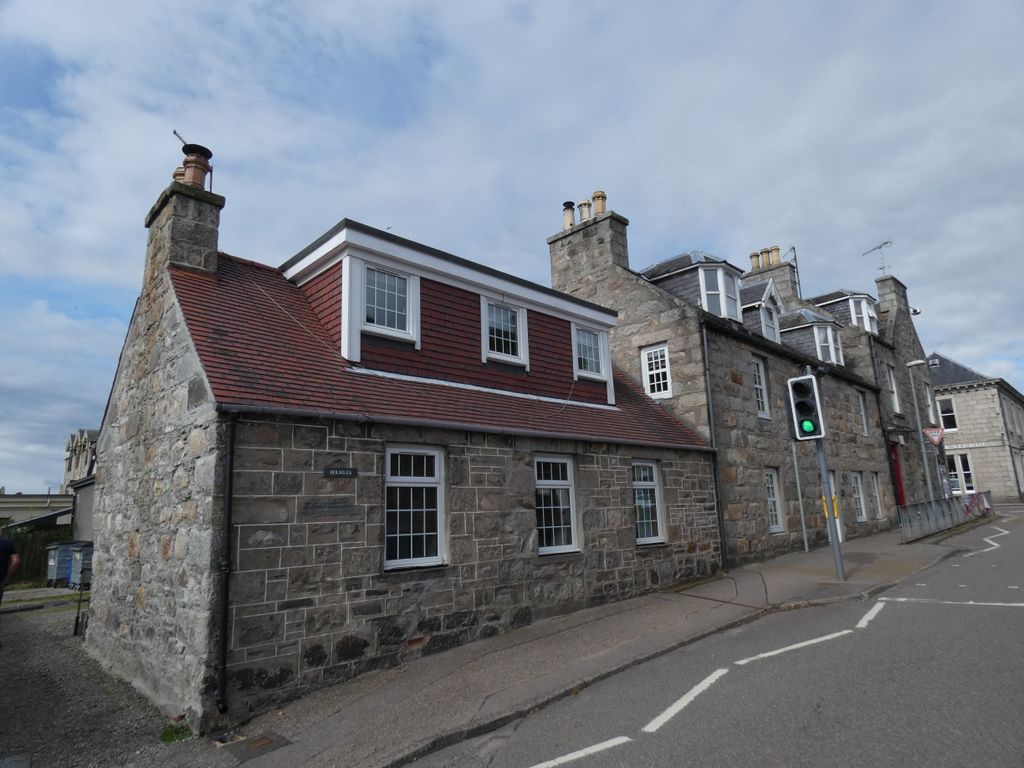 3 bed terraced house for sale in Forest Road, GrantownOnSpey PH26, £