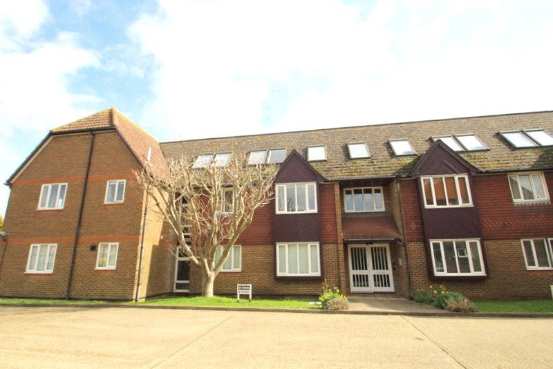 1 bed flat to rent in Worthing Road, Wick, Littlehampton, West Sussex
