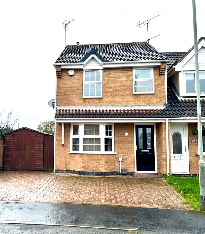 3 bed semidetached house to rent in Falcon Close, AdwickLeStreet, Doncaster DN6, £900 pcm