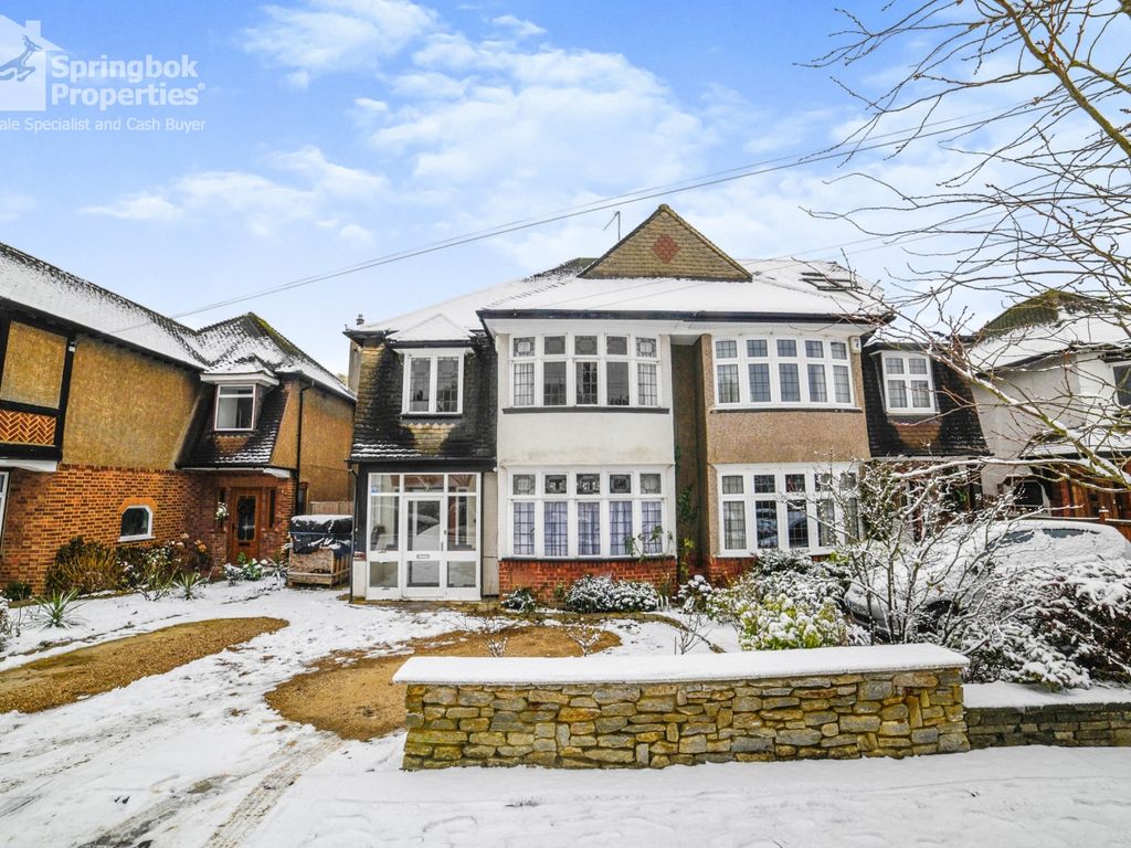4 bed semidetached house for sale in Park View, Pinner, Middlesex HA5