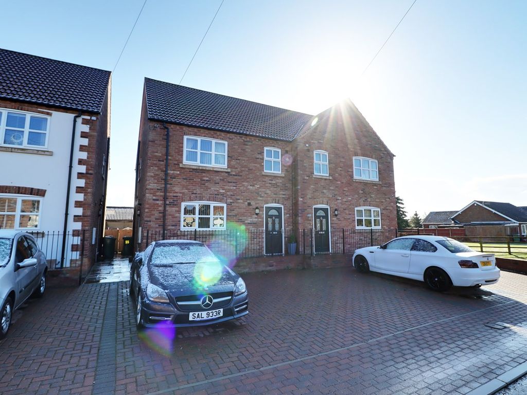 3 bed semidetached house for sale in Fieldside, Crowle DN17, £215,000 Zoopla