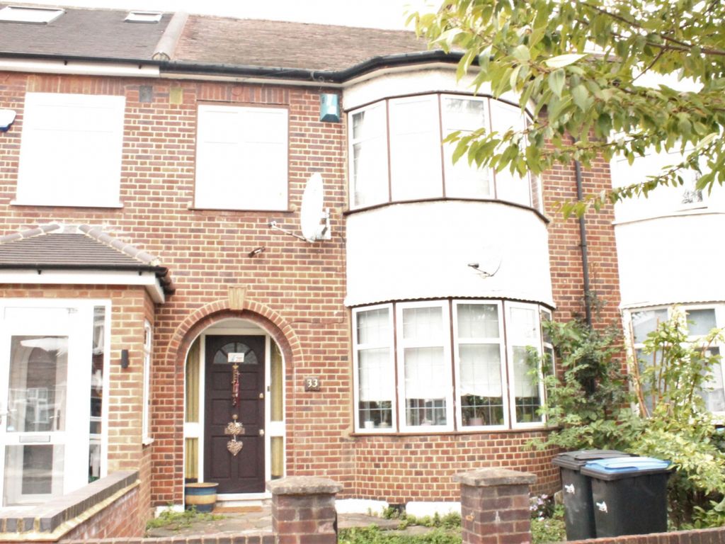 Derwent Avenue, London N18  