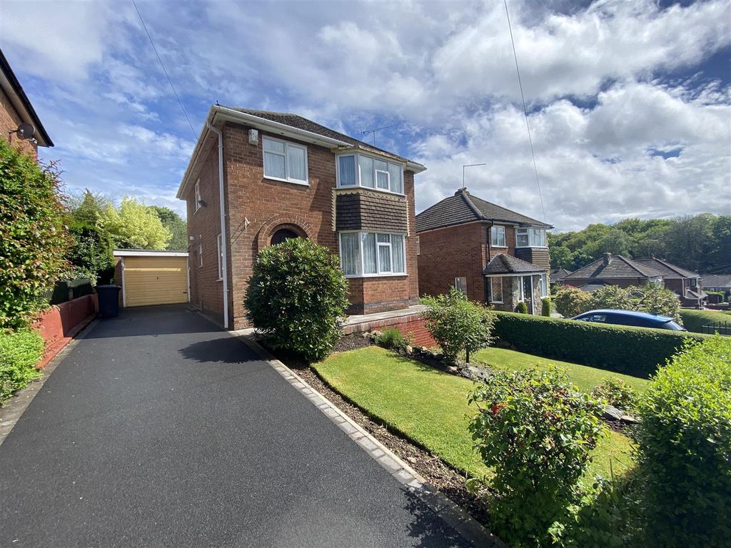 4 bed detached house for sale in Temple Hill, Whitwick, Leicestershire