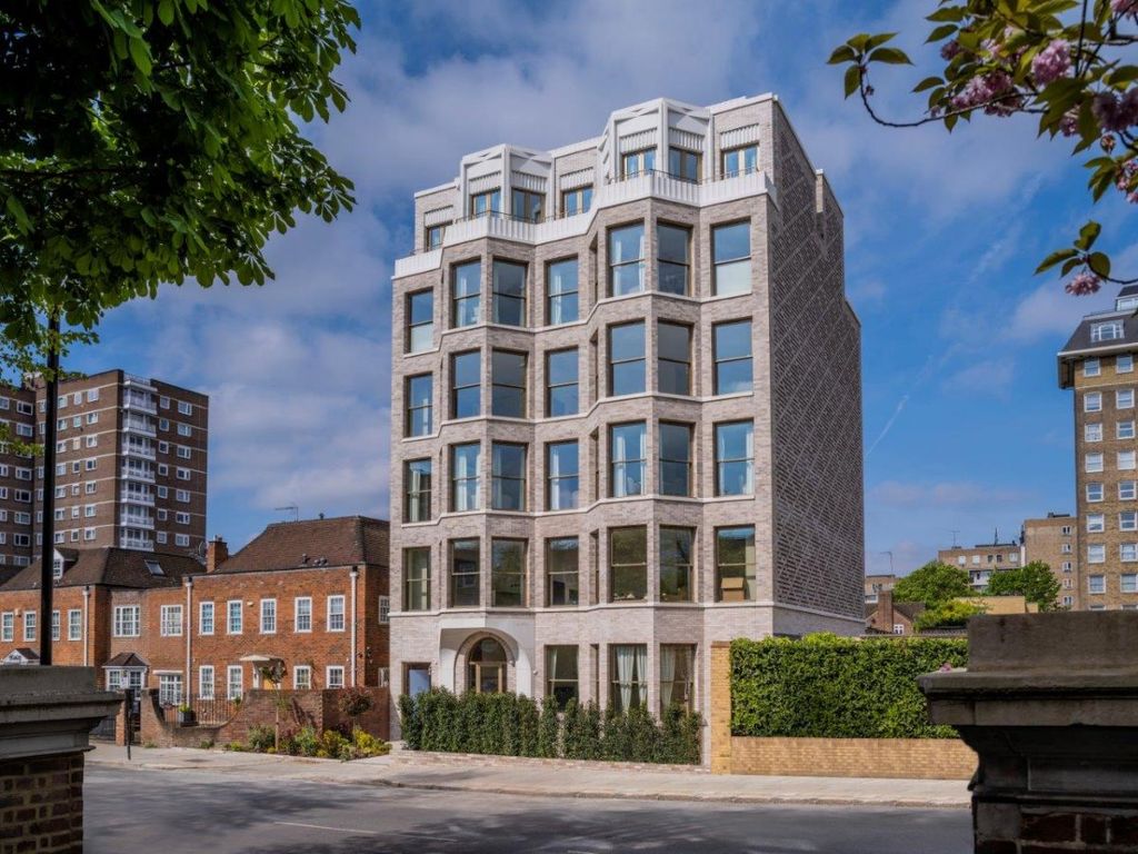 New home, 2 bed flat for sale in St John's Wood Park, St John's Wood