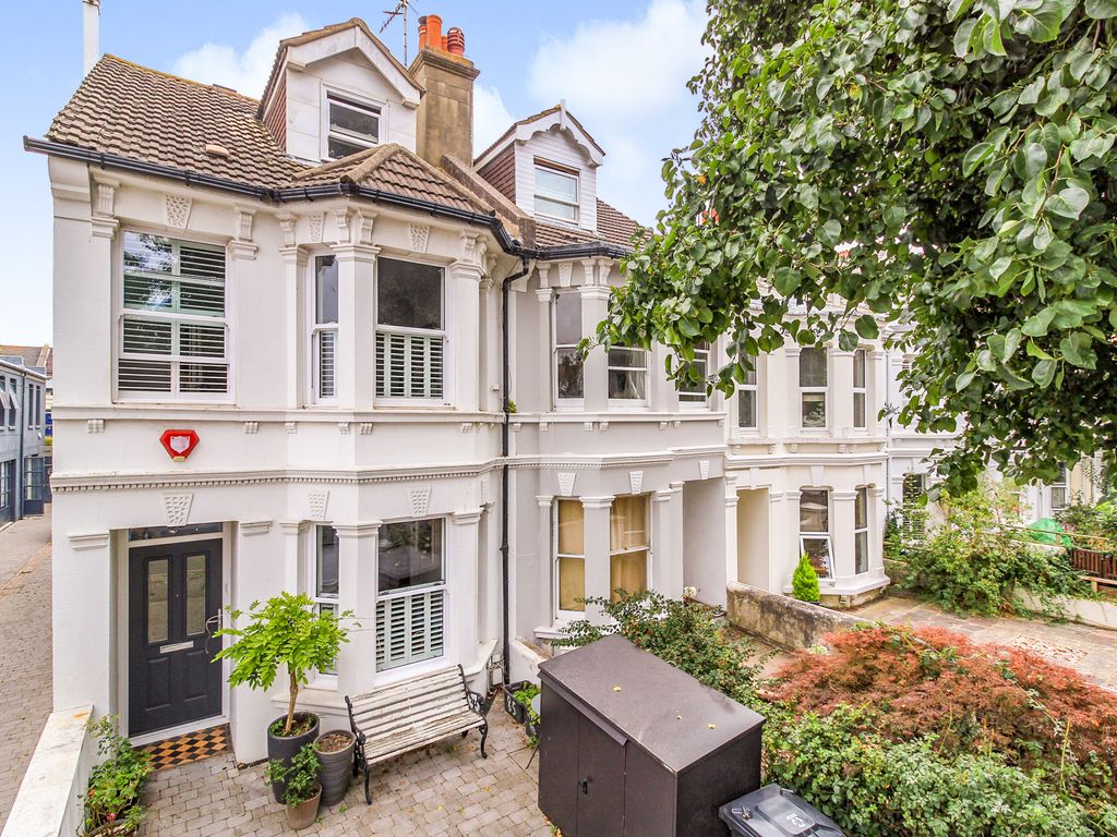 4 bed end terrace house for sale in Westbourne Gardens, Hove BN3 Zoopla