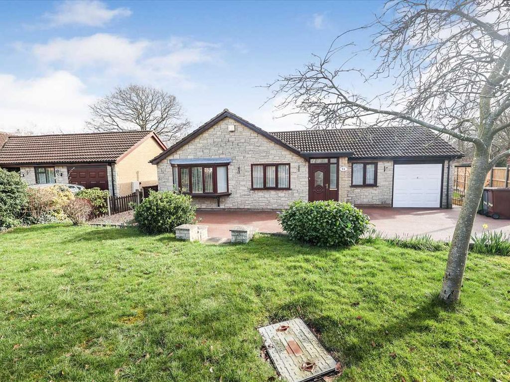 4 bed detached bungalow for sale in Benson Crescent, Lincoln LN6 Zoopla