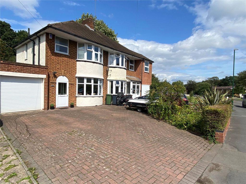 3 bed semidetached house for sale in Castle Lane, Solihull, West