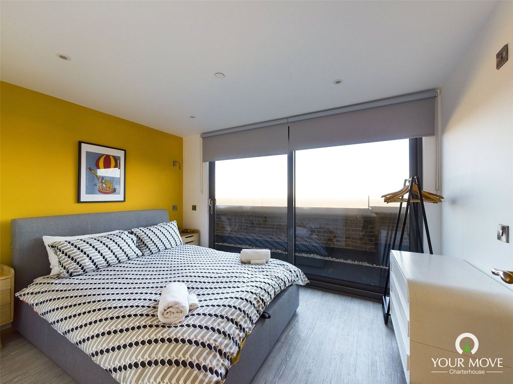 3 bed flat to rent in Canterbury Road, Margate, Kent CT9 Zoopla