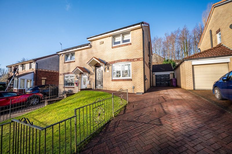 3 bed semidetached house for sale in Fernie Gardens, Glasgow G20, £