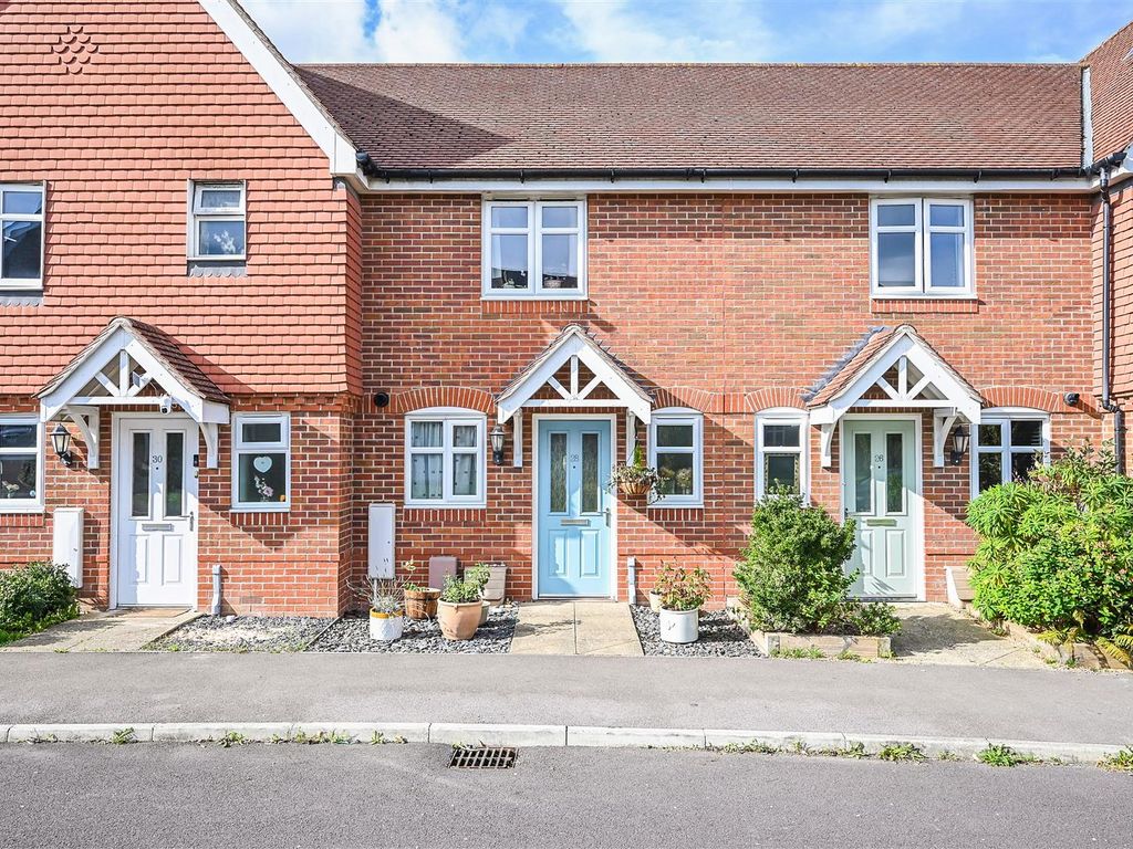 2 bed terraced house for sale in Beckless Avenue, Clanfield
