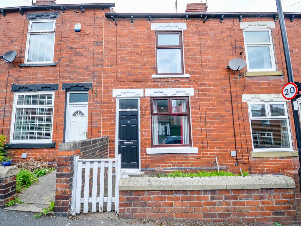3 bed terraced house for sale in Balmoral Road, Sheffield S13, £135,000