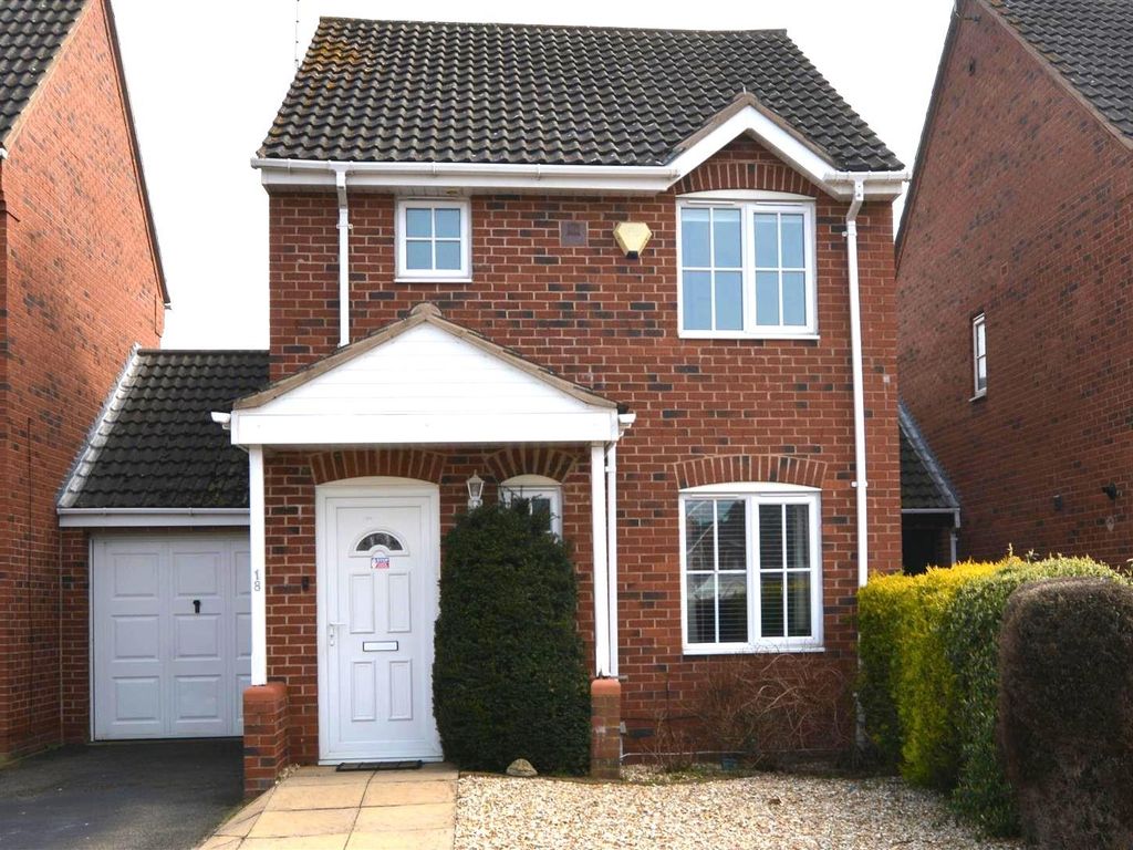 3 bed detached house for sale in Claricoates Drive, Coddington, Newark