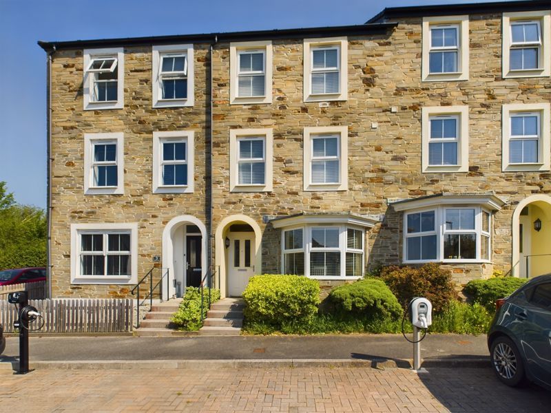 4 bed property for sale in Trudgeon Way, Truro TR1, £350,000 Zoopla