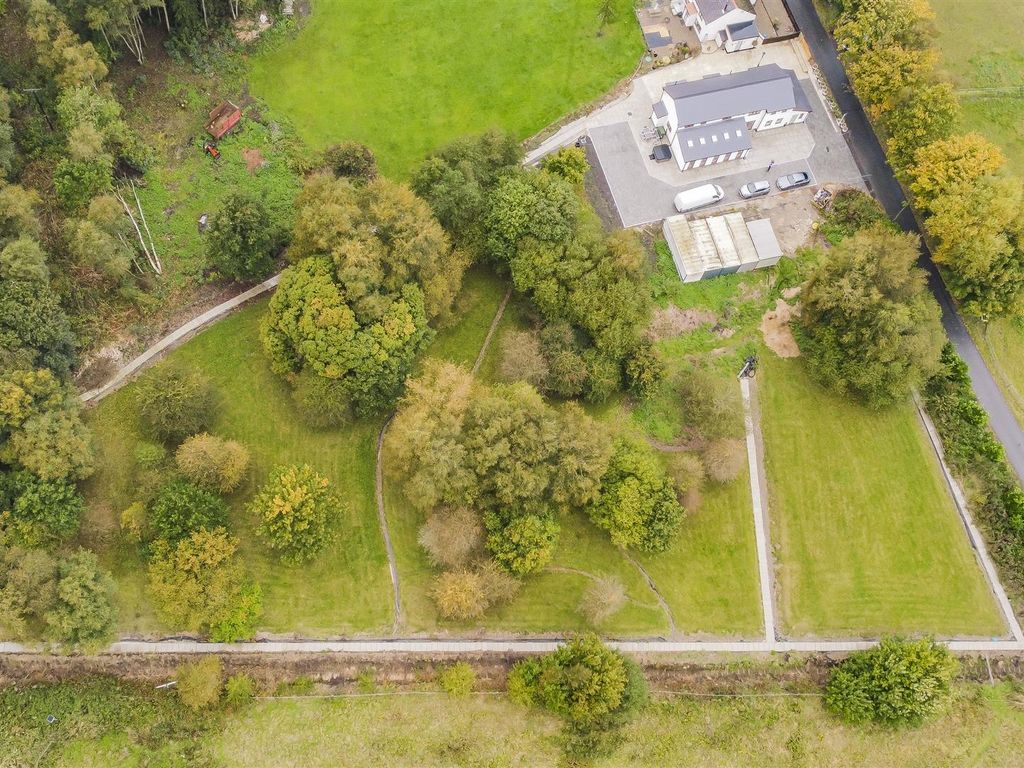 Great Moss Road, Tyldesley, Manchester M29  