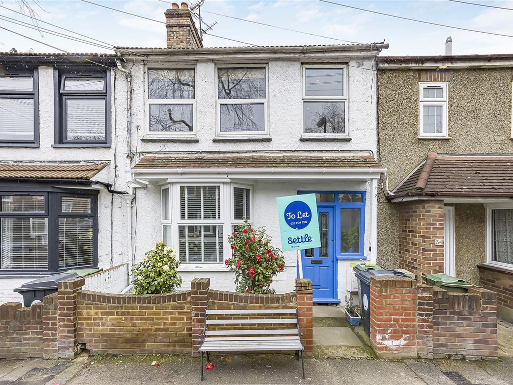 1 bed flat to rent in Bedford Road, London E17, £1,675 pcm Zoopla