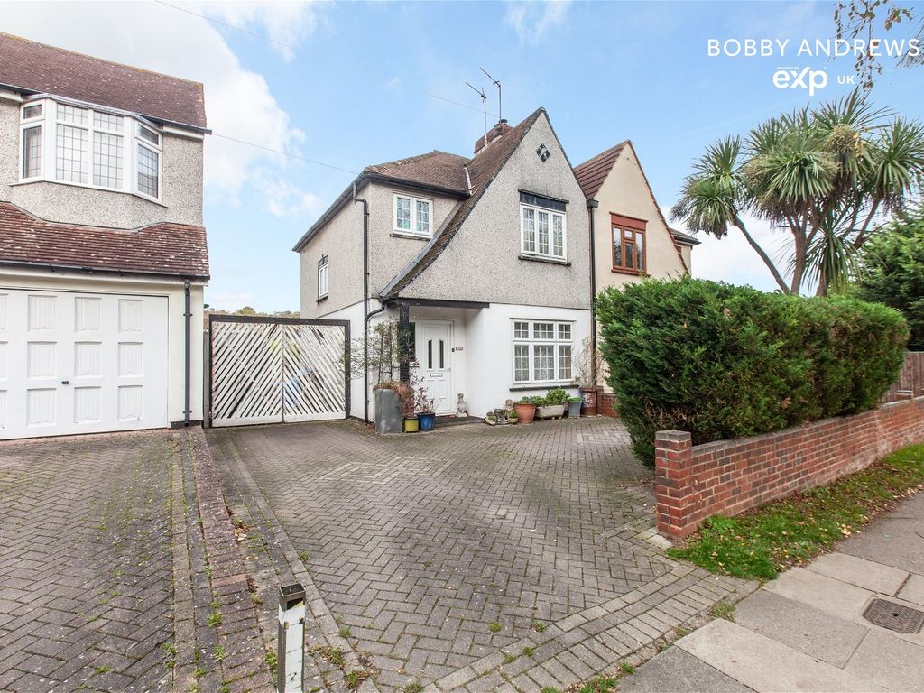 3 bed semidetached house for sale in Watling Street, Bexleyheath DA6