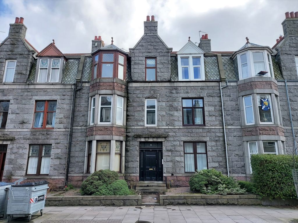 2 bed flat to rent in Union Grove, The City Centre, Aberdeen AB10 Zoopla