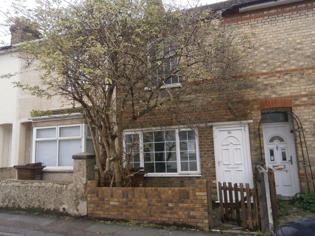 2 bed terraced house for sale in East Street, Gillingham ME7 Zoopla